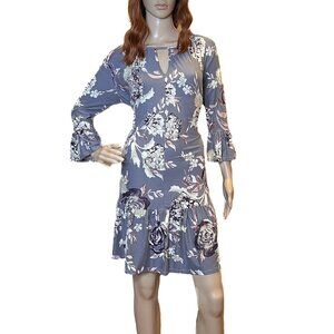 Everly Extra-Soft Floral Keyhole Bell Sleeve Shift with Ruffled Hem Size M